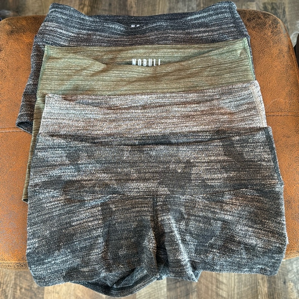 4 pairs of NoBull shorts size S